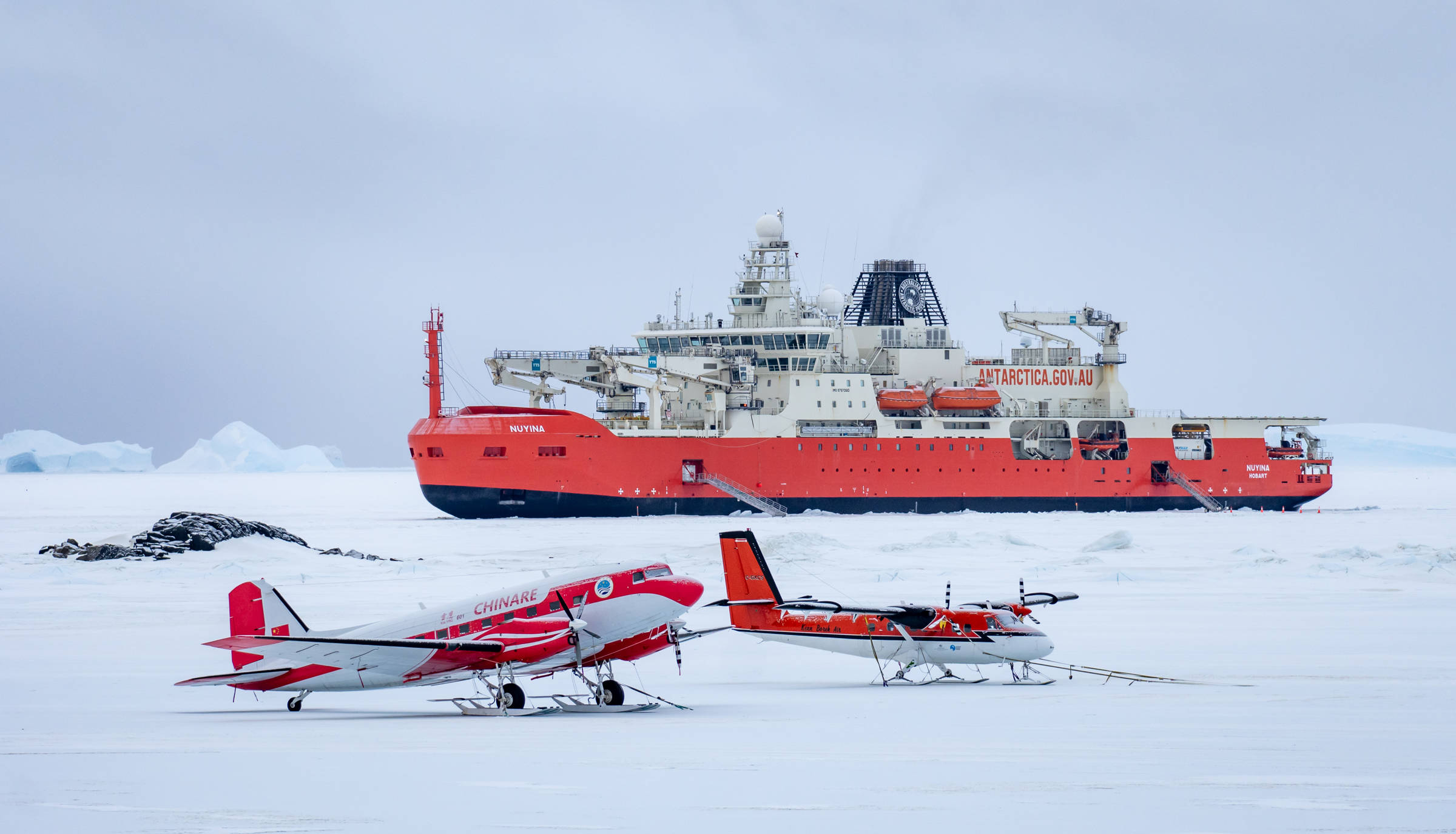 RSV Nuyina with Basler and Twin Otter. Photo: Martin Kucera.